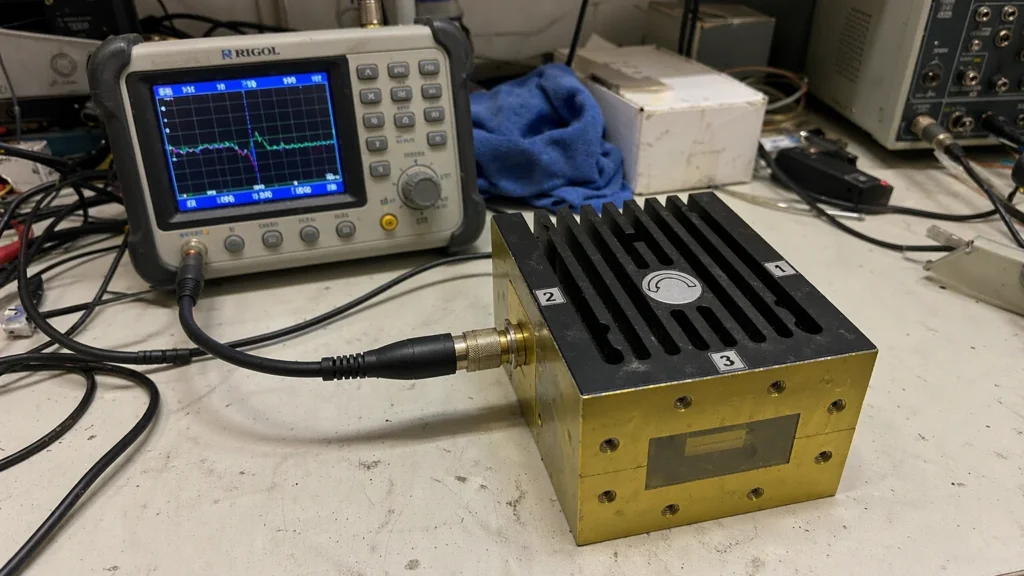 1.13-1.73 GHz, WR650 Seamless Flexible Non-Twistable Waveguide from Dolph Microwave