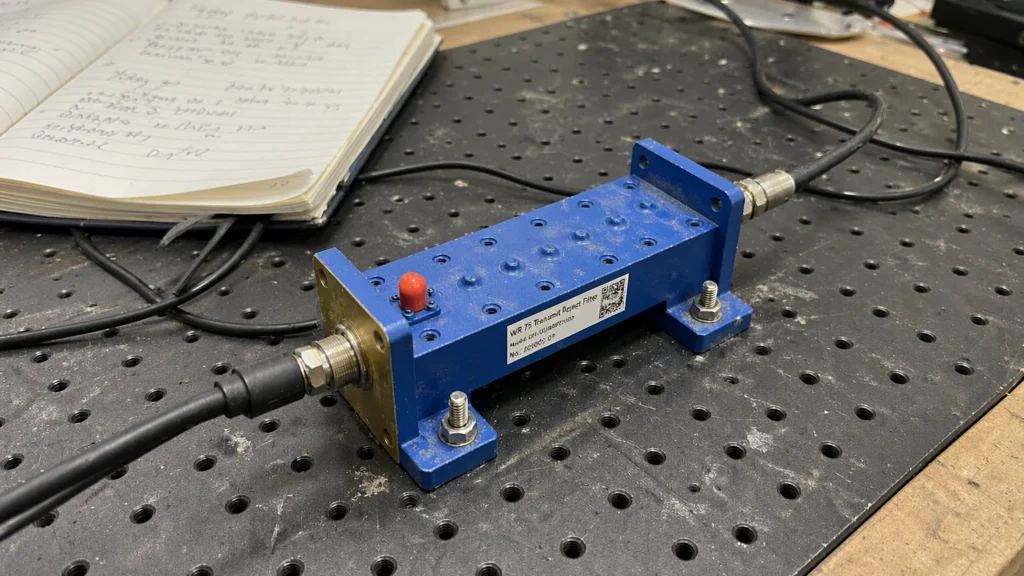 Dolph-MW X-band 4-Port Differential Phase Shift Microwave Circulators