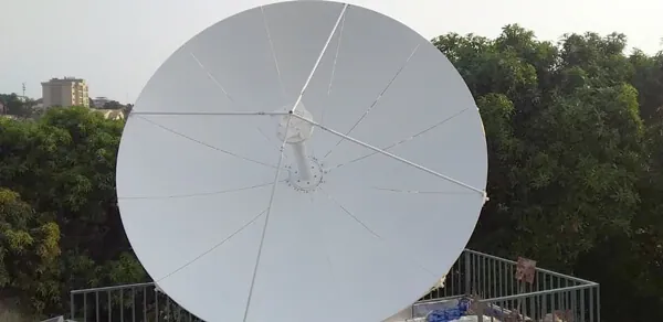 Published Dolph Microwave 3.7 meter earth station antenna project
