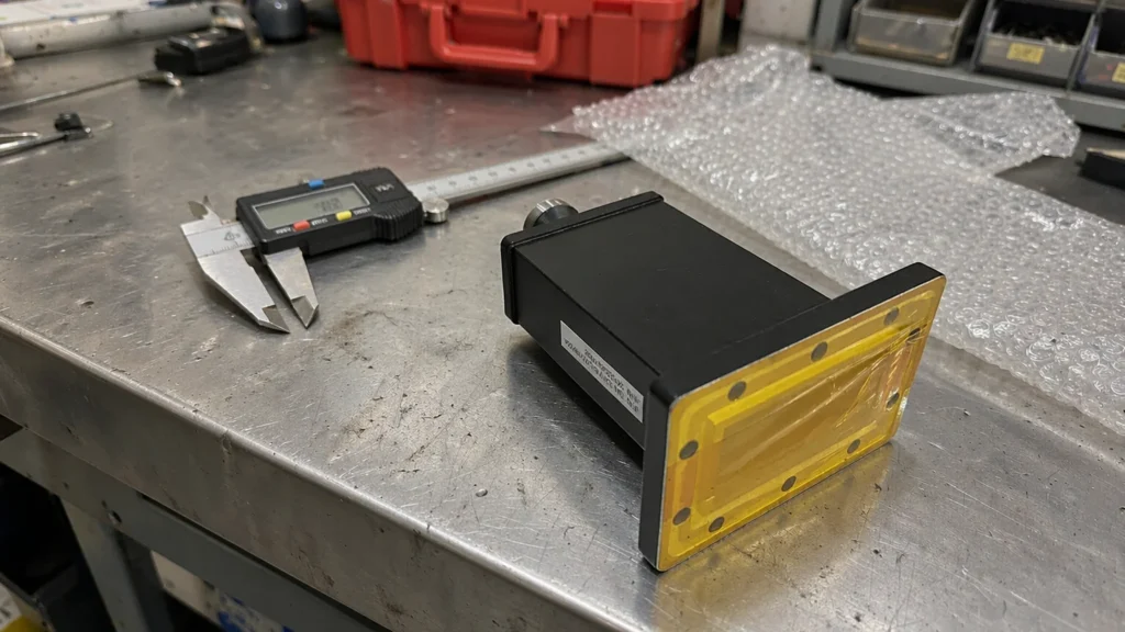 W-Band, 75-110GHz, WR10 Full band, Block Type Directional Couplers