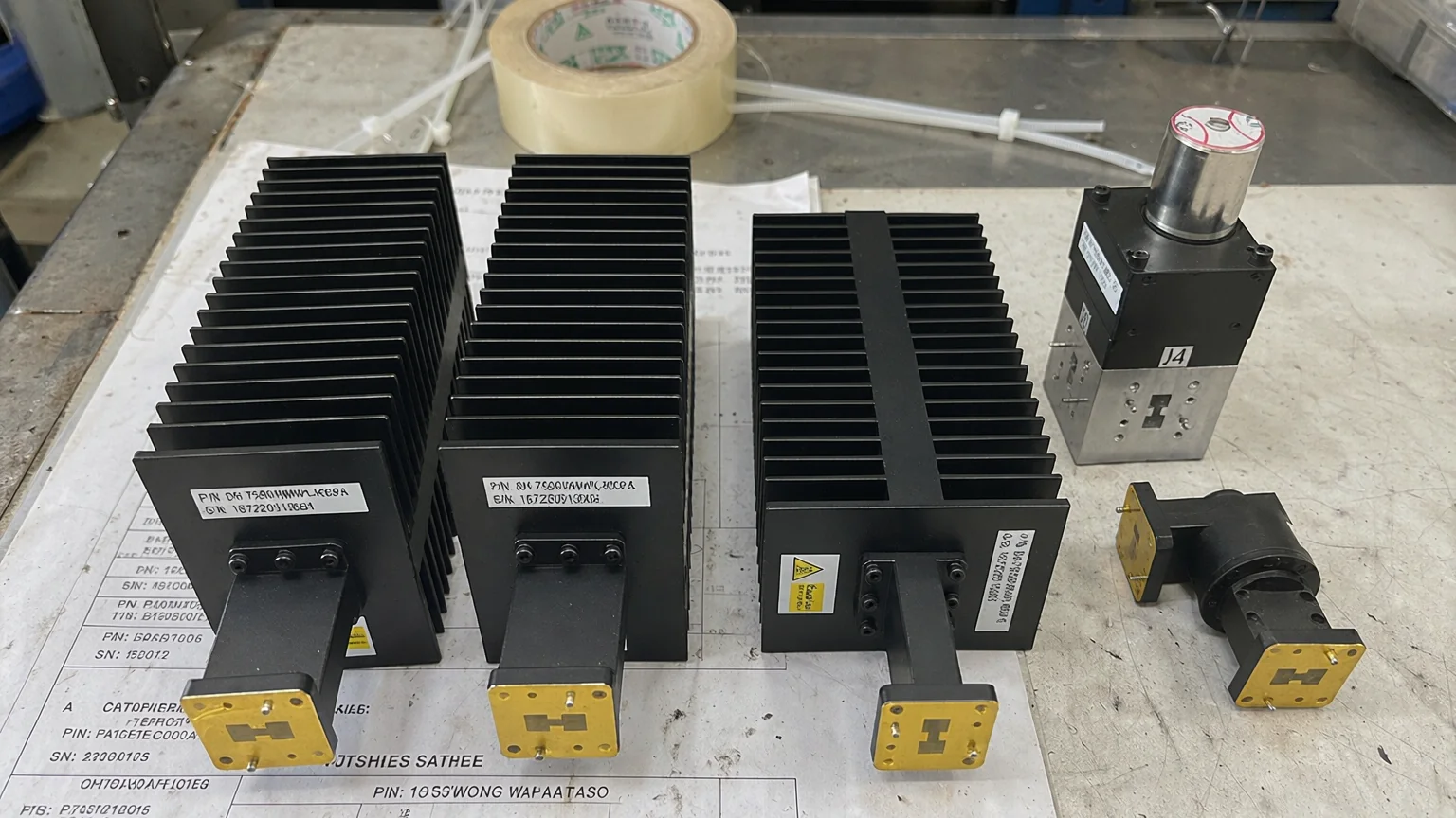 【Product Delivery and Testing】Quad-Ridged Horn Antenna