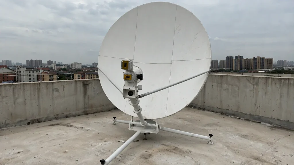 【Seamless Flexible/Non-Twistable Waveguide, Flexible Twistable Waveguide and Hybrid Flex/Rigid Waveguide】 Satellite comm